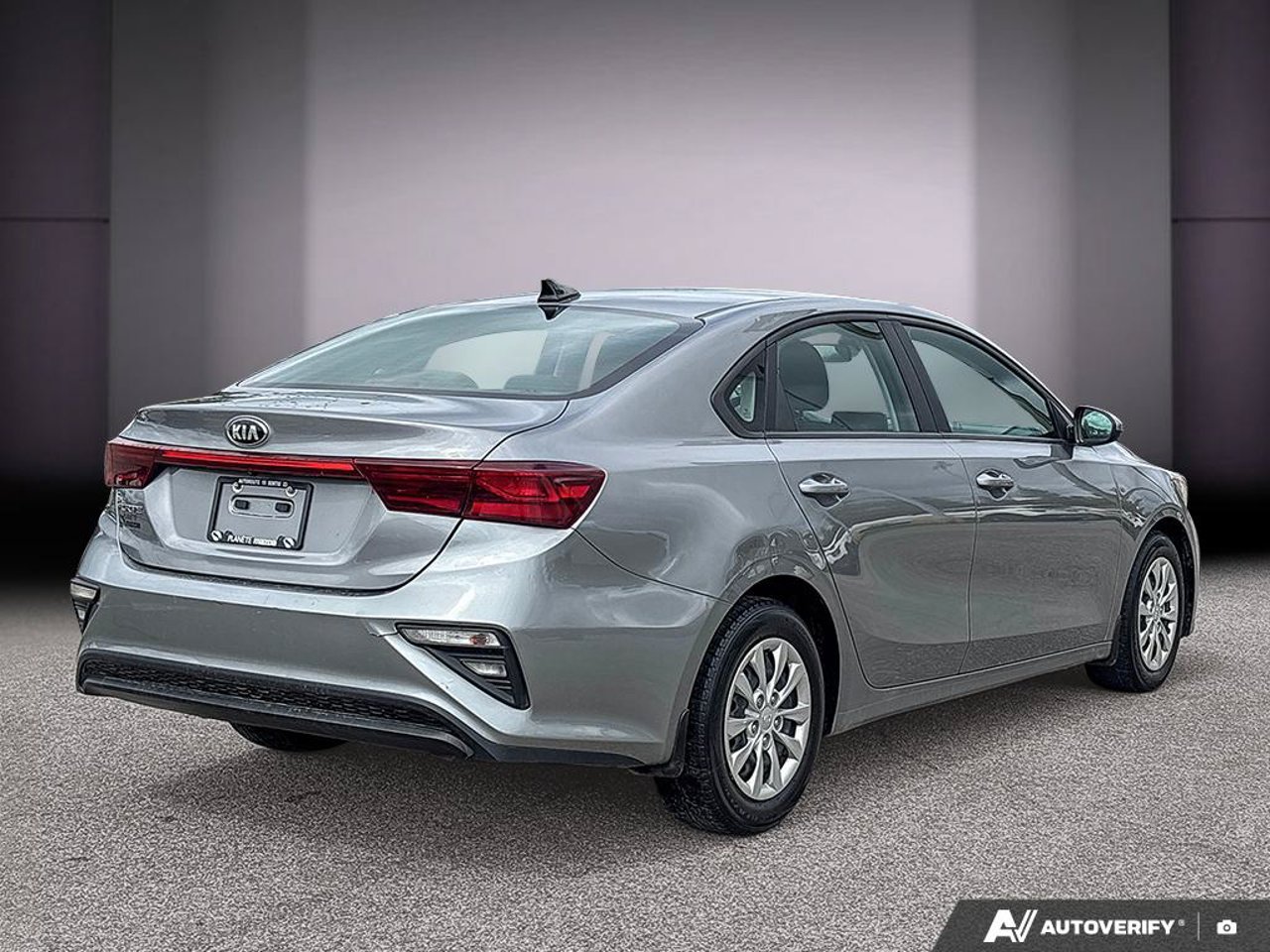Kia Forte 3KPF24AD8ME321696 2021 Gris Mirabel - photo #4
