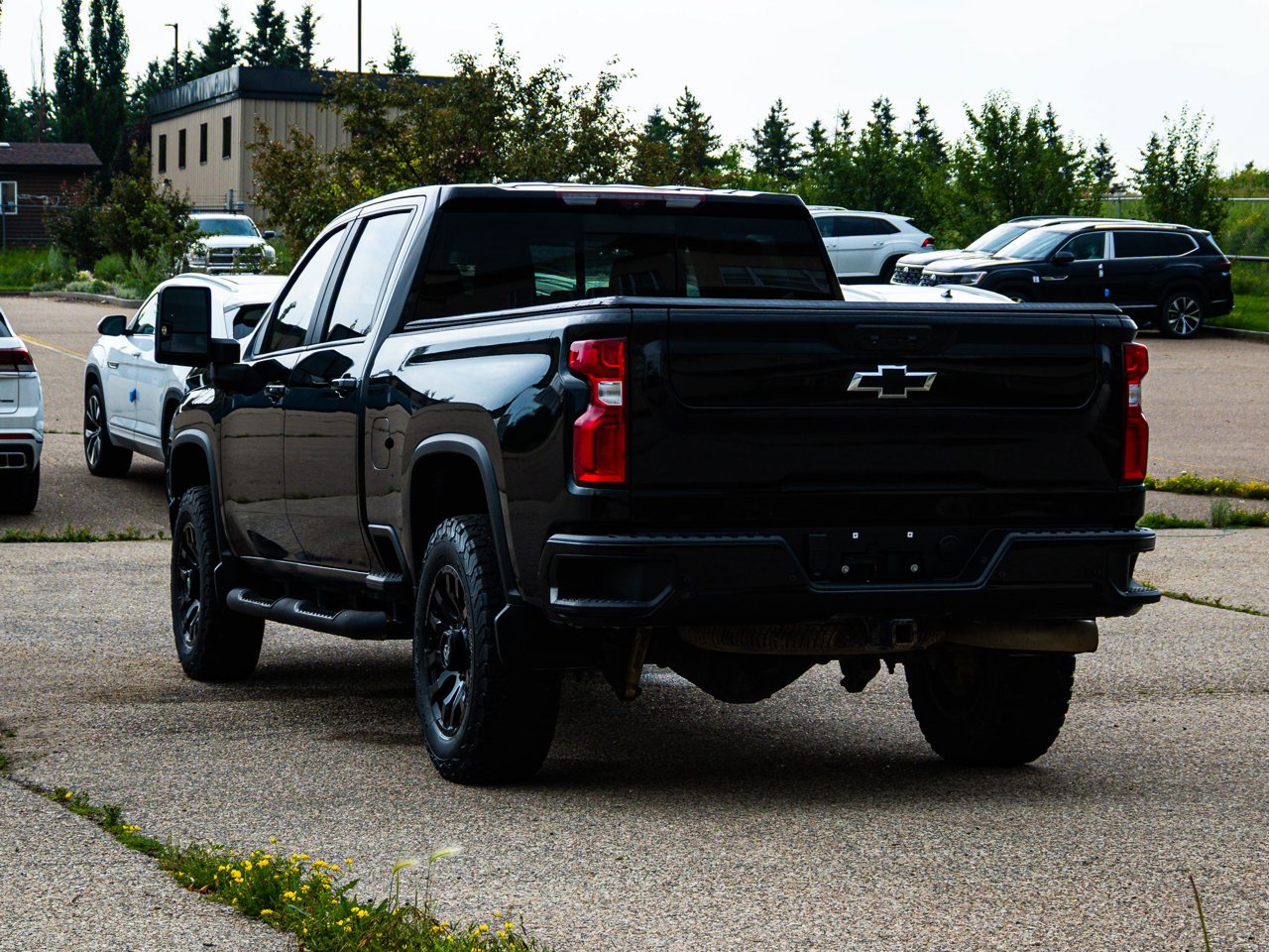 2022 Chevrolet Silverado 3500HD 4WD Crew Cab 159 LTZ Black Sherwood Park - photo #10