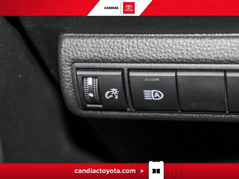 Toyota Corolla 2022 Argent Saint-Eustache - photo #18