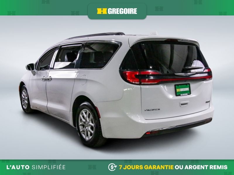 2022 Chrysler Pacifica White Saint-Eustache - photo #4