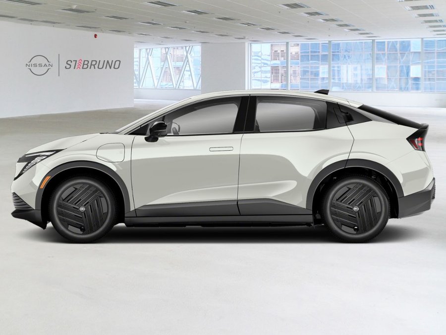 2026 Nissan LEAF 2026 Everest White Pearl Tricoat