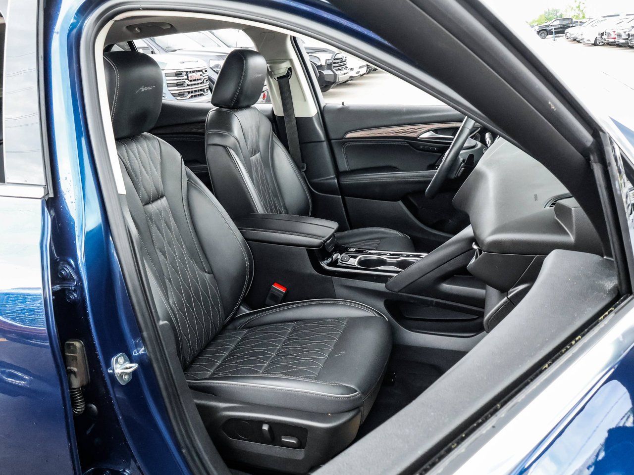 2022 Buick Envision AWD 4dr Avenir Blue Sherwood Park - photo #14