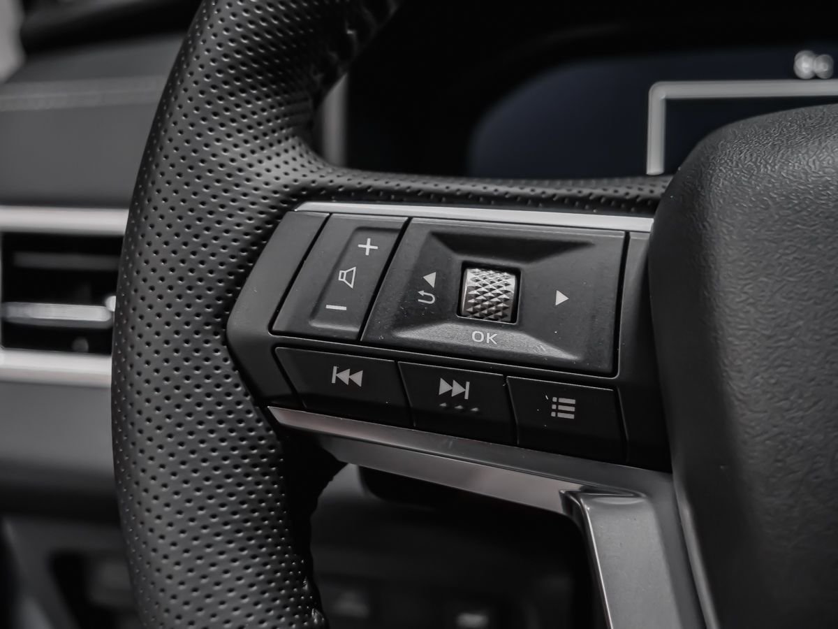 Mitsubishi Outlander PHEV SEL 2026 Argent sterling Montréal - photo #17