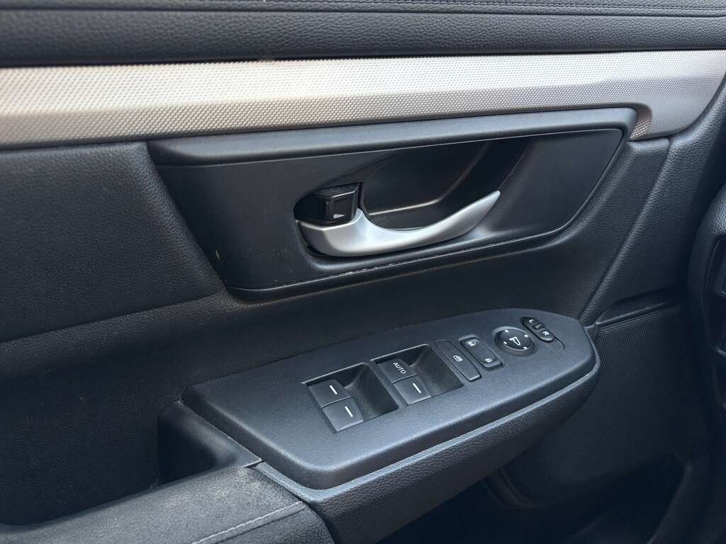 2018 Honda CR-V LX AWD Black Gatineau - photo #9