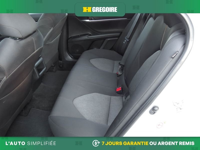 2019 Toyota Camry White Saint-Eustache - photo #24
