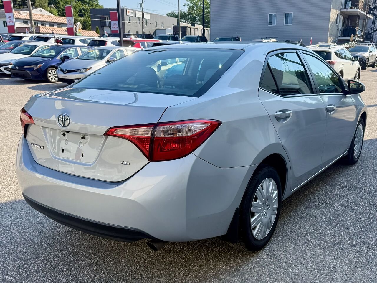 Toyota Corolla 2017 Gris Mont-Laurier - photo #8