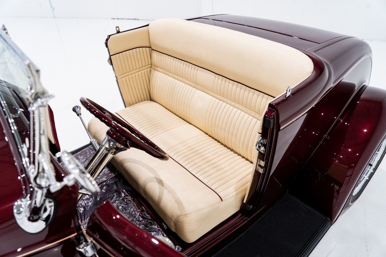 1932 Ford Highboy Lobeck creation spectacular presentation **PRICE IN USD** Red Montreal - photo #56