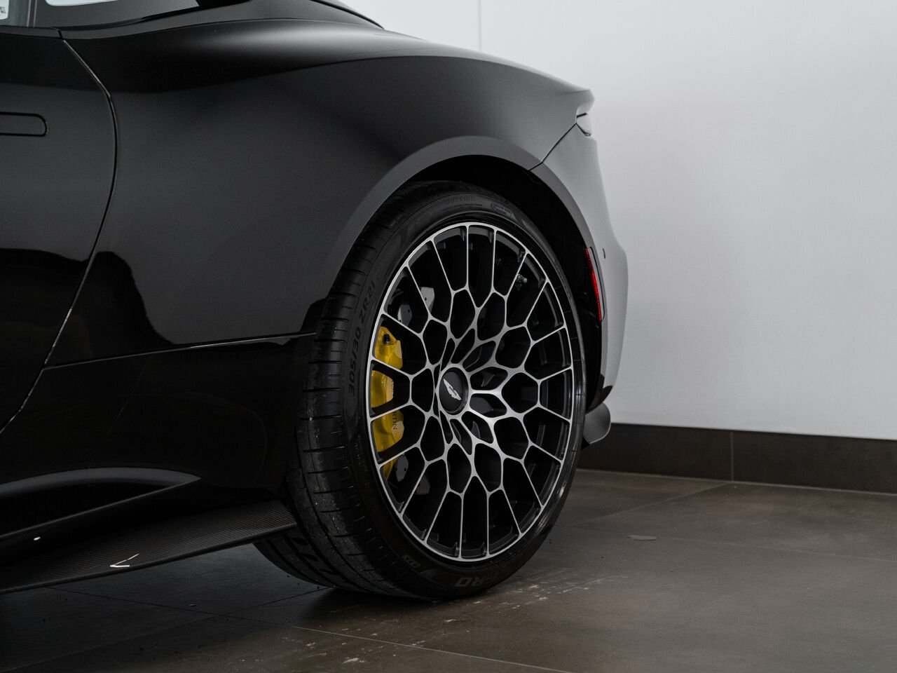2023 Aston Martin DBS 770 Ultimate | NO LUXURY TAX Black Kirkland - photo #8