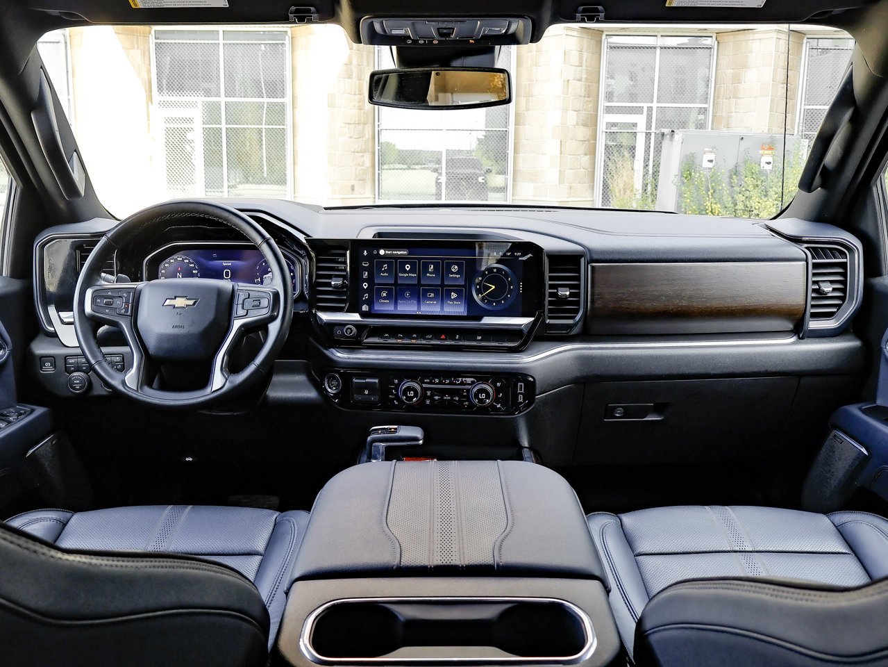 2024 Chevrolet Silverado 1500 4WD Crew Cab 147 High Country Blue Sherwood Park - photo #30