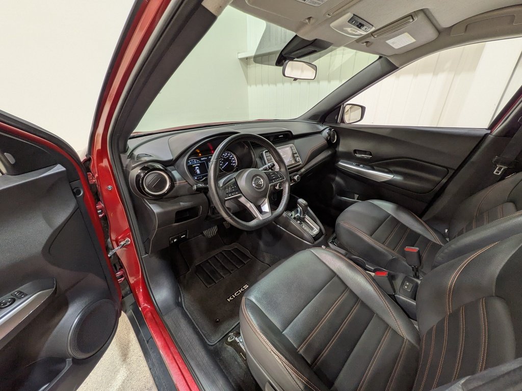 2020 Nissan Kicks SR FWD Red Val-David - photo #9