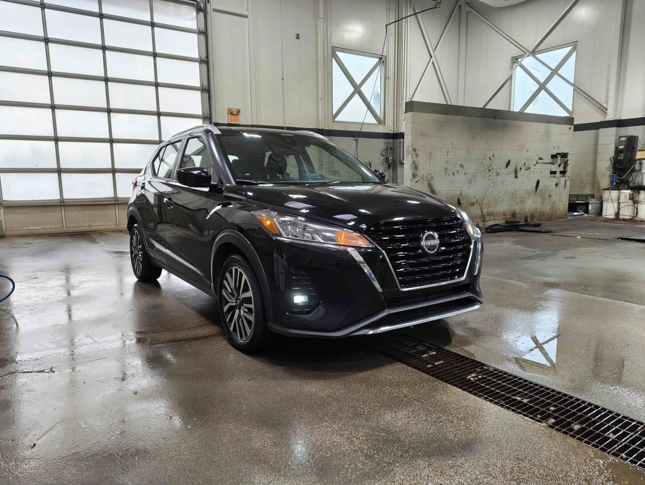 2024 Nissan Kicks SV FWD Black Sherwood Park - photo #2