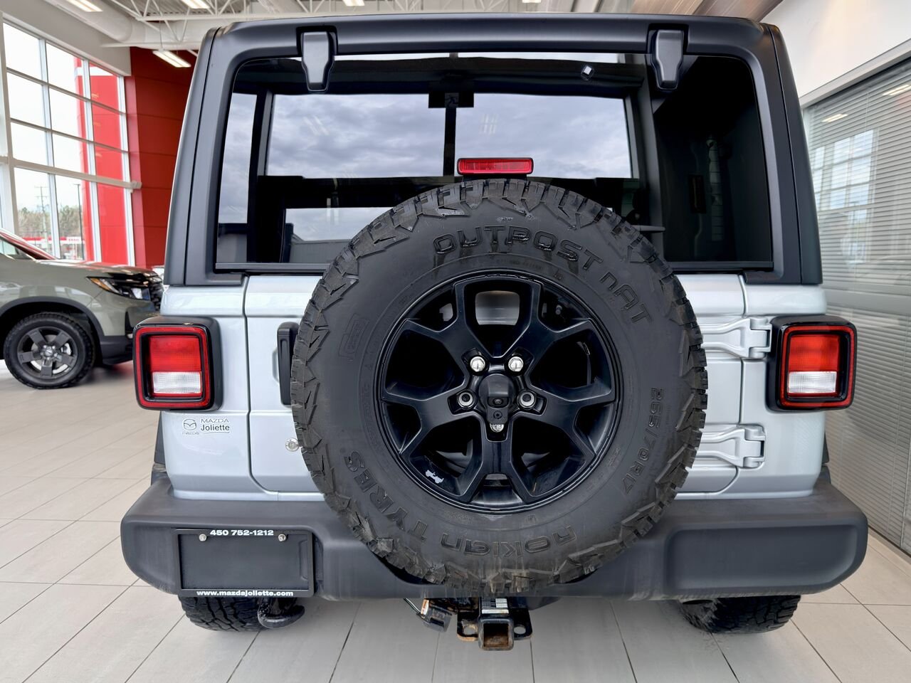 Jeep Wrangler 2022 Argent Notre-Dame-des-Prairies - photo #8