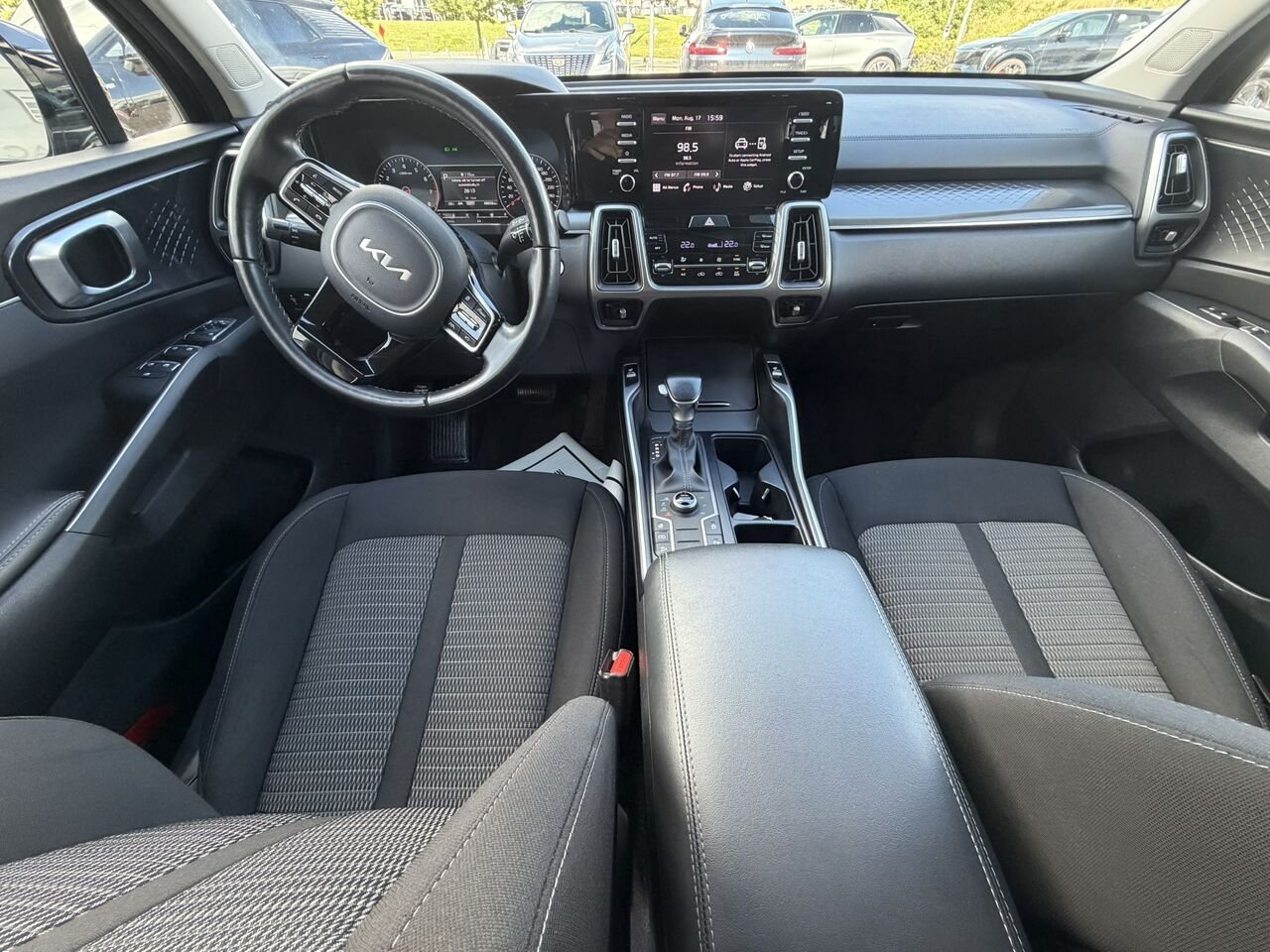 Kia Sorento LX Premium AWD 7 PASSAGERS 2023 Noir Laval - photo #18