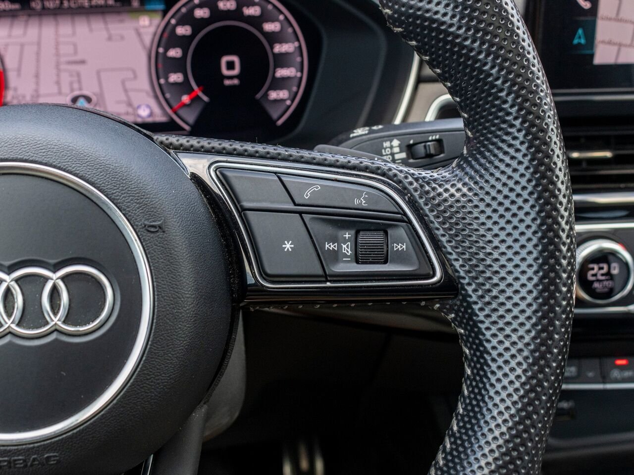 2020 Audi berline A4 Progressiv 2.0 TFSI quattro Black Châteauguay - photo #12