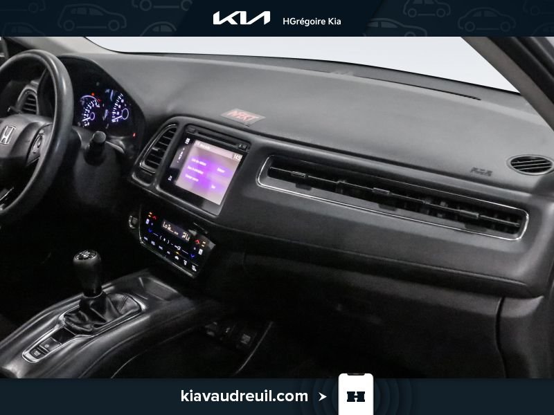 2016 Honda HR-V White Blainville - photo #26