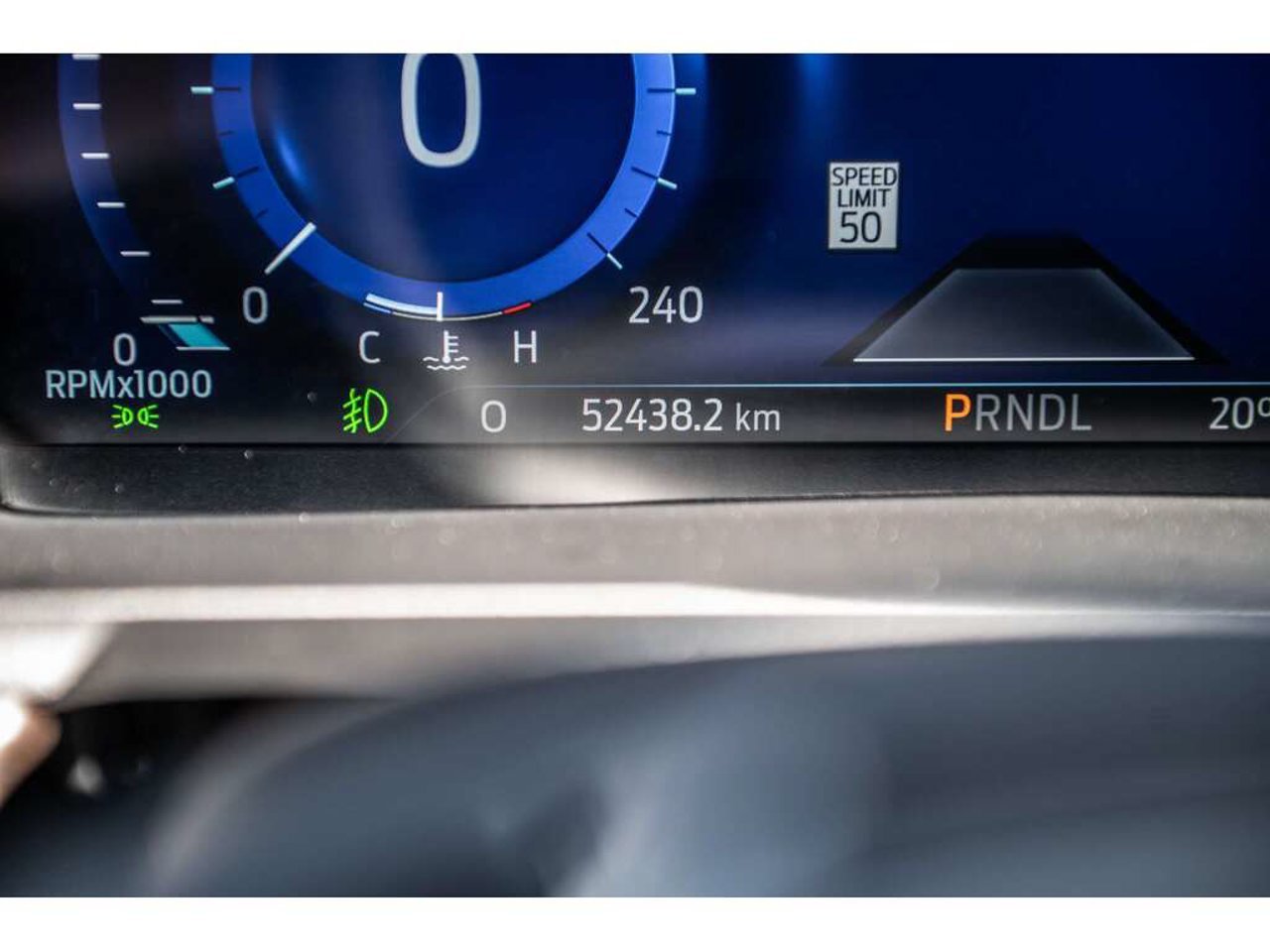 2023 Ford Explorer White Sainte-Julienne - photo #23