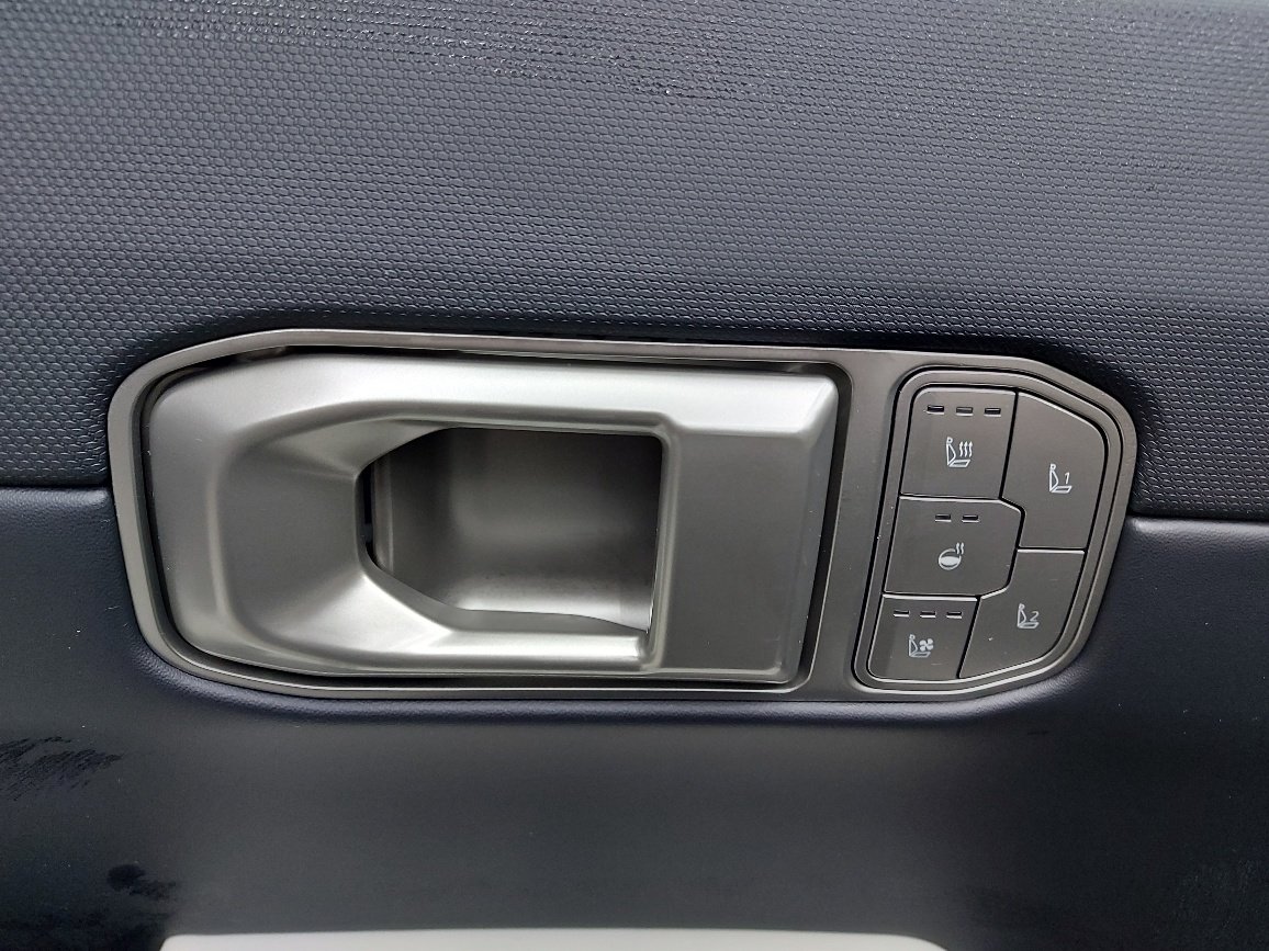 2026 KIA EV4 Fusion Black Blainville - photo #13