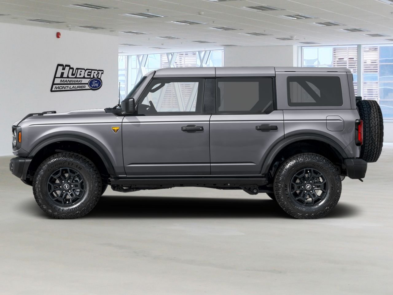 Ford Bronco 2026 Gris marais Mont-Laurier - photo #2