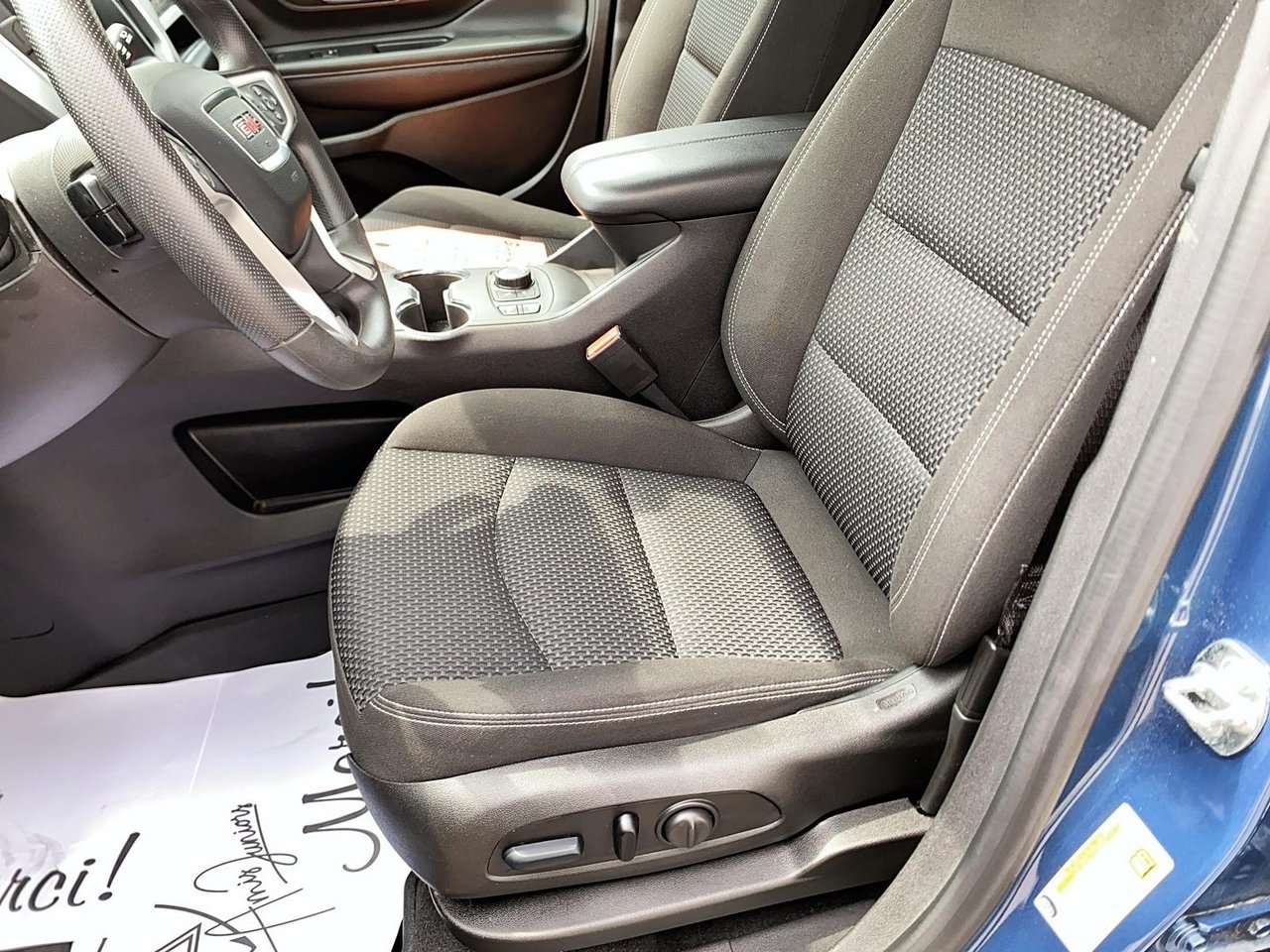 2024 GMC Terrain VIN 3GKALTEG3RL169081 Grey Chicoutimi - photo #10