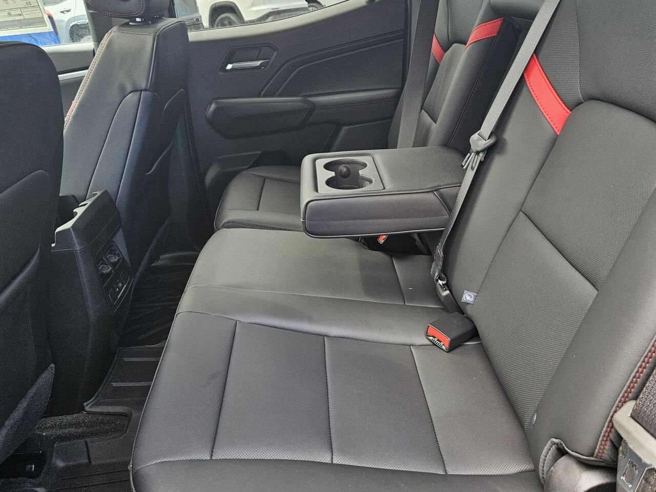 2026 Chevrolet Colorado Z71 cabine multiplace 4RM BLACK Thetford Mines - photo #18