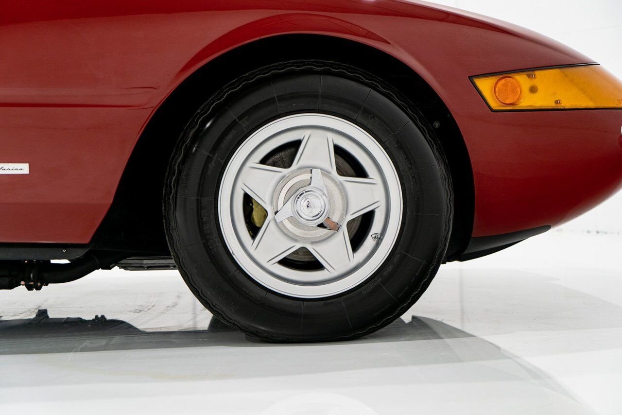 1973 Ferrari 365 GTB4 Daytona 18,301 miles With Orig Books/Tools/ Carbs / Filter Box Red Montreal - photo #94
