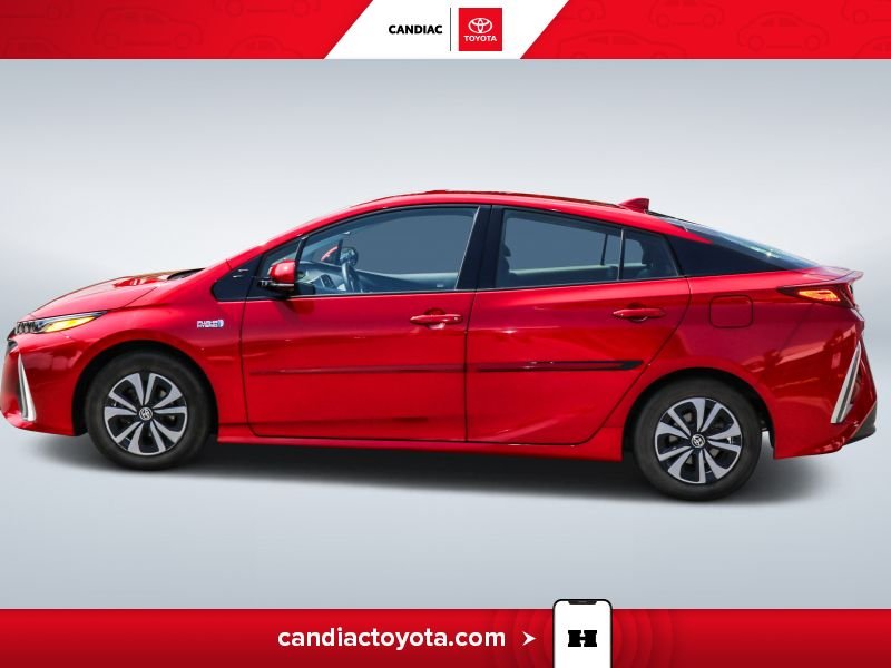2019 Toyota Prius Red Saint-Eustache - photo #4