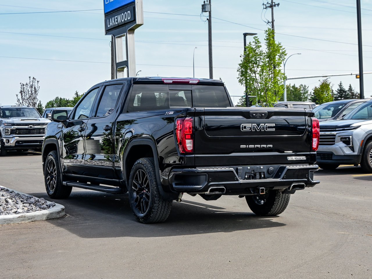 2024 GMC Sierra 1500 4WD Crew Cab 147 Elevation Black Sherwood Park - photo #10