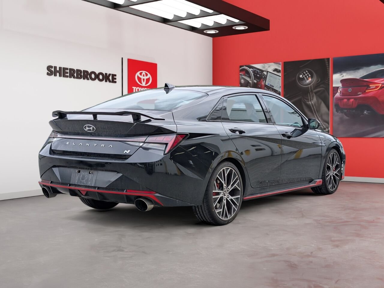 Hyundai Elantra N N/SIÈGES CHAUFFANTS/SIÈGES EN CUIR/AC/TOIT OUVRANT 2023 Noir Sherbrooke - photo #2