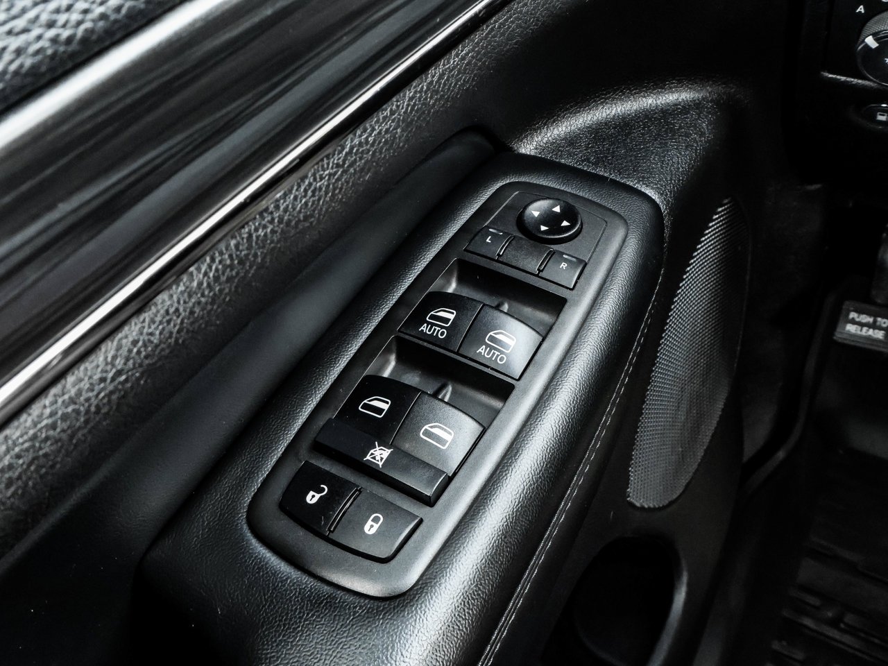 2021 Jeep Grand Cherokee Limited X 4x4 Black Sherwood Park - photo #18