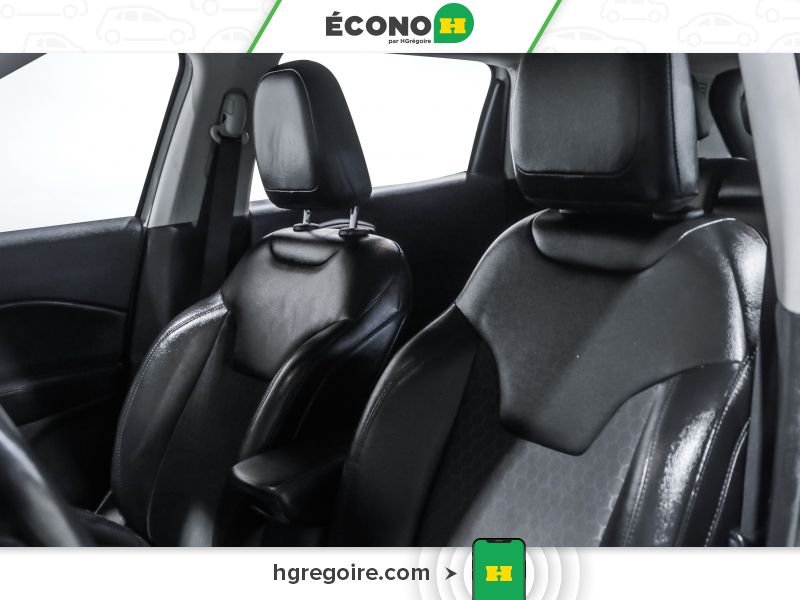 Jeep Compass 2019 Blanc Laval - photo #10