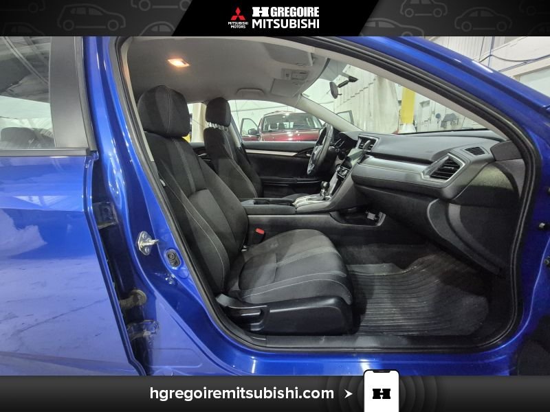 Honda Civic 2018 Bleu Blainville - photo #15