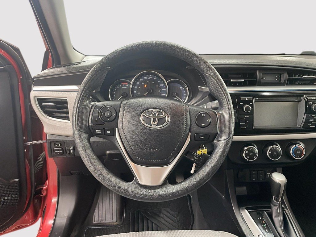 Toyota COROLLA 2016 Rouge Amos - photo #13