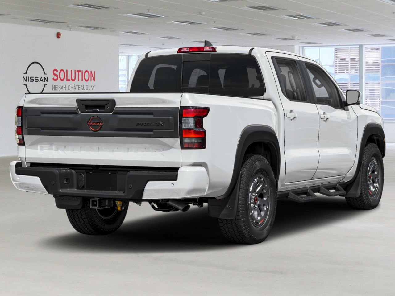 NISSAN Frontier FRONTIER CREW CAB PRO-4X LUXE SWB 2026 Blanc glacier Châteauguay - photo #2