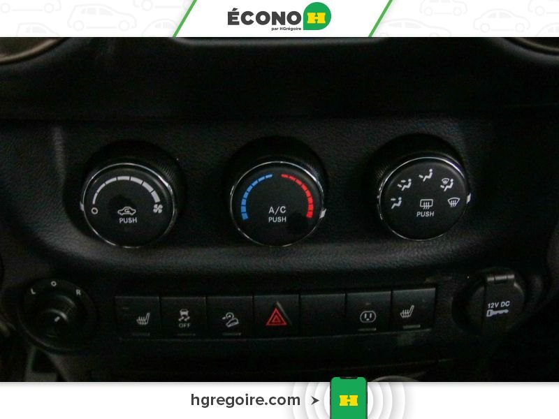 2016 Jeep Wrangler White Laval - photo #12