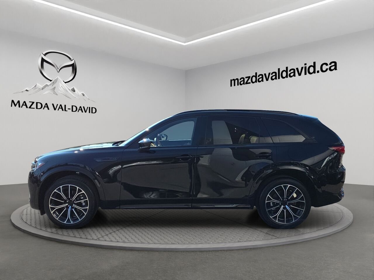 2026 Mazda CX-70 MHEV Signature TI Jet Black Mica Val-David - photo #1