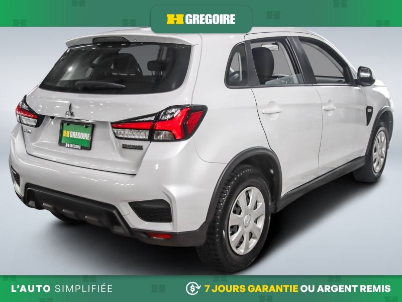 2022 Mitsubishi RVR White Blainville - photo #8