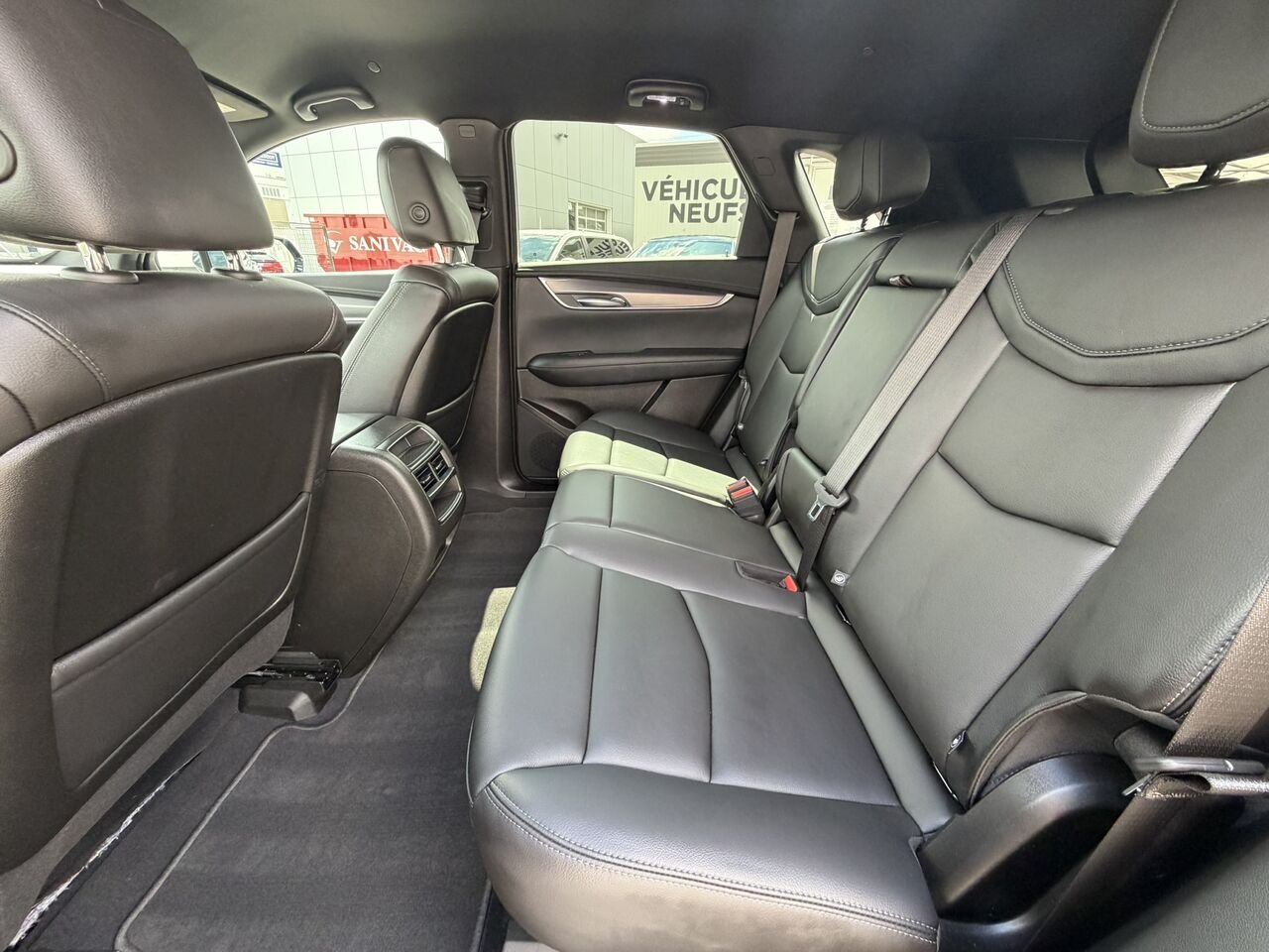 2024 Cadillac XT5 LUXURY FINANCEMENT À PARTIR DE 3.99% Green Laval - photo #17
