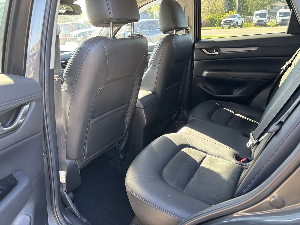 2017 Mazda CX-5 Traction intégrale, 4 portes, boîte automatique, GS Grey Montmagny - photo #6