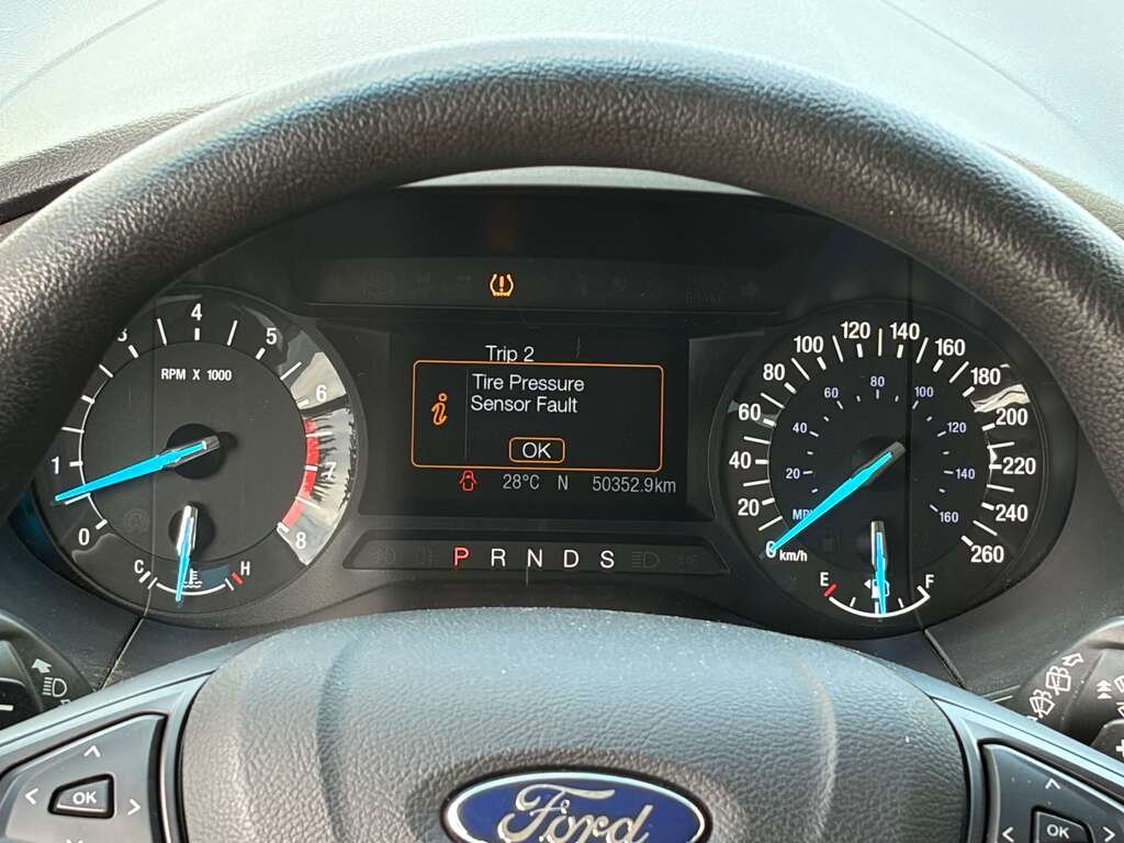 2015 Ford Edge 4dr SE AWD Grey Gatineau - photo #13