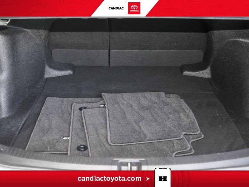 Toyota Corolla 2022 Argent Saint-Eustache - photo #32