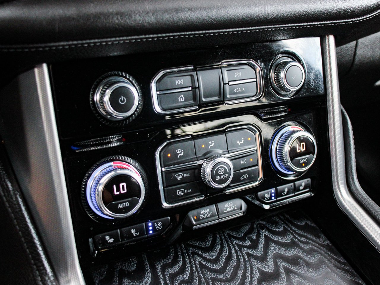 2022 GMC Yukon XL 4WD 4dr Denali Grey Sherwood Park - photo #26
