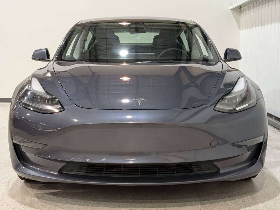 2022 Tesla Model 3 Grey