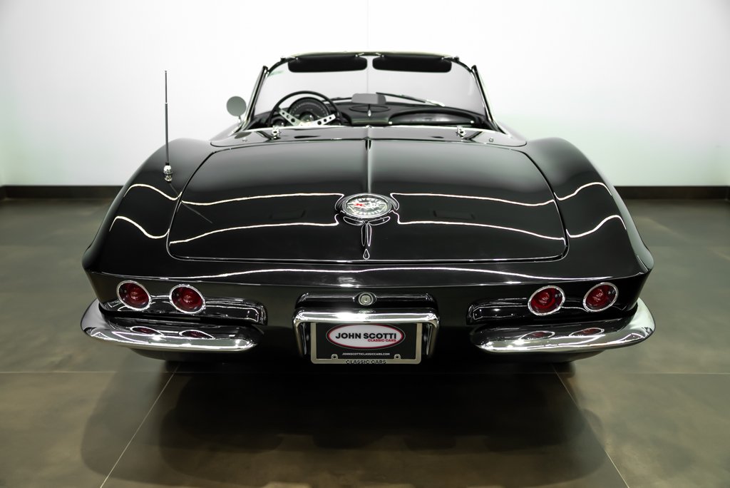 Chevrolet Corvette 1962 Noir Montréal - photo #7
