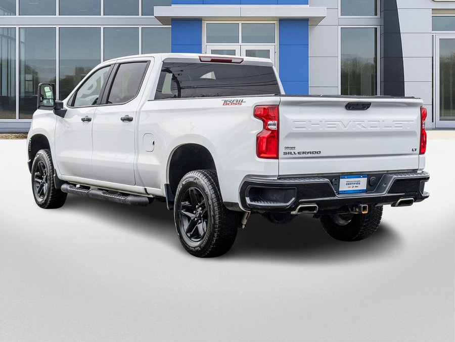 Chevrolet Silverado 1500 LT Trail Boss cabine multiplace 2024 Blanc