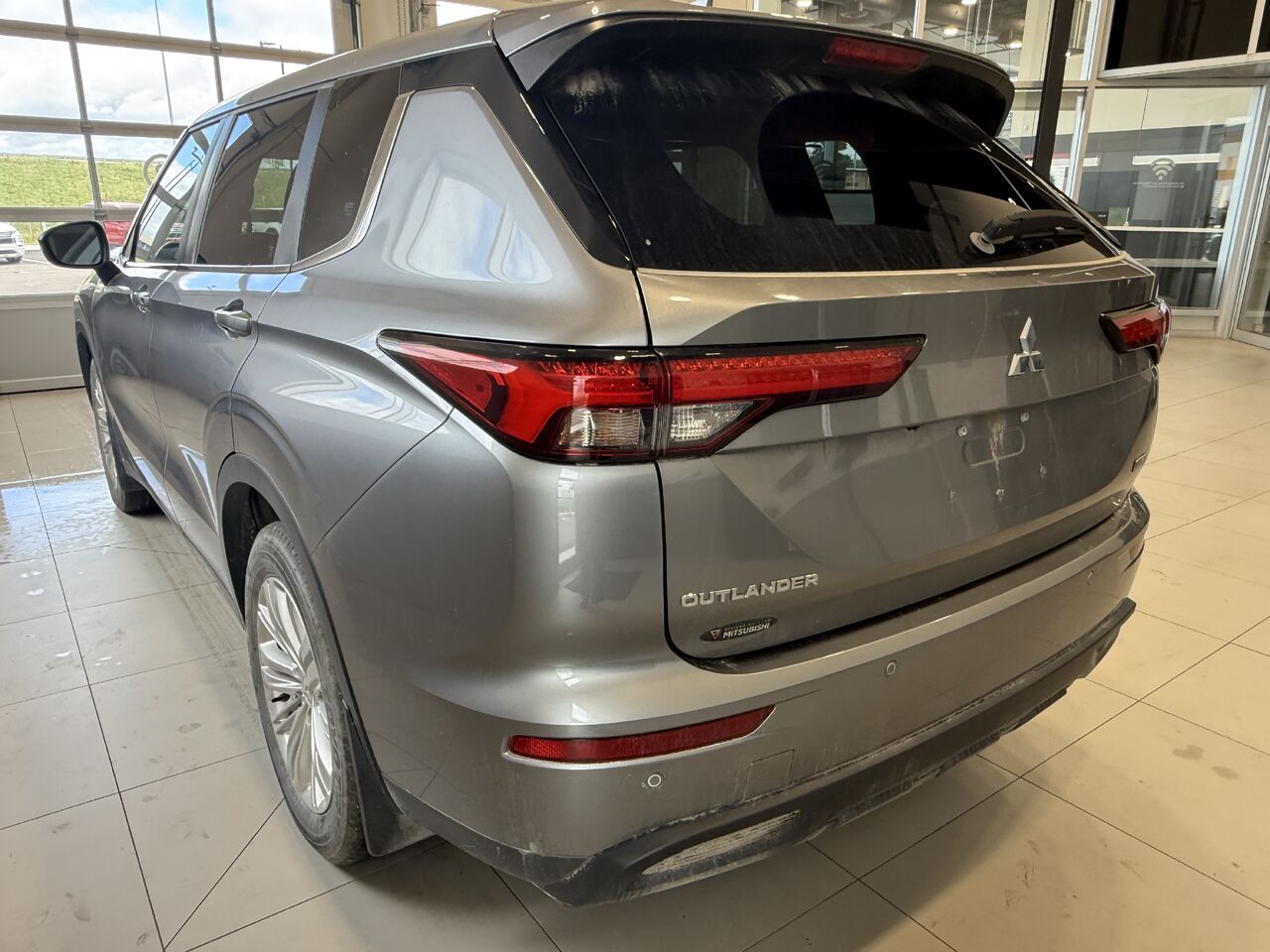 2024 Mitsubishi Outlander