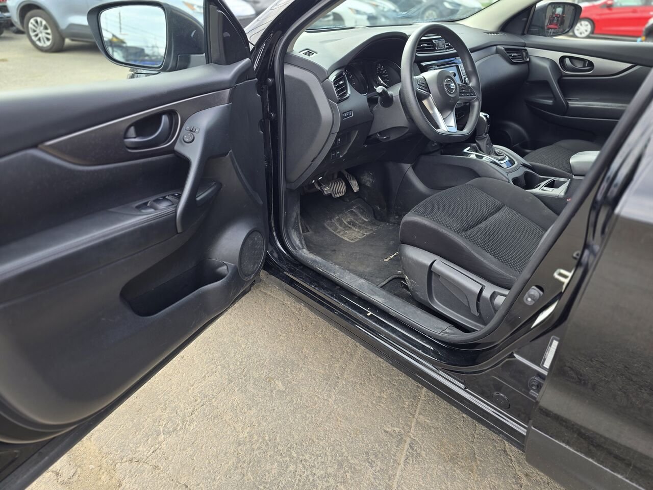 2022 Nissan Qashqai Black  - photo #9