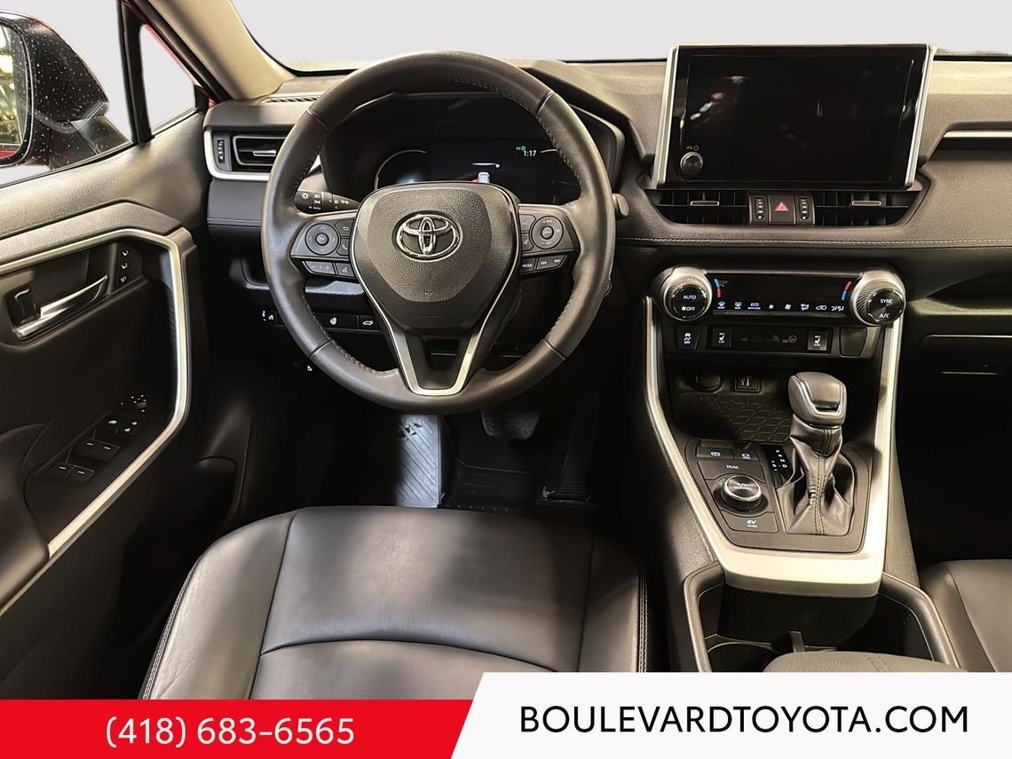 Toyota RAV4 99166A-80 | XLE HYBRIDE, AWD 2024 Rouge rubis nacré Québec - photo #19