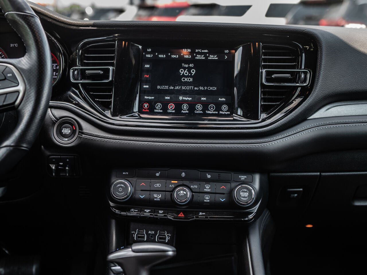 2023 Dodge Durango White Sainte-Julienne - photo #34