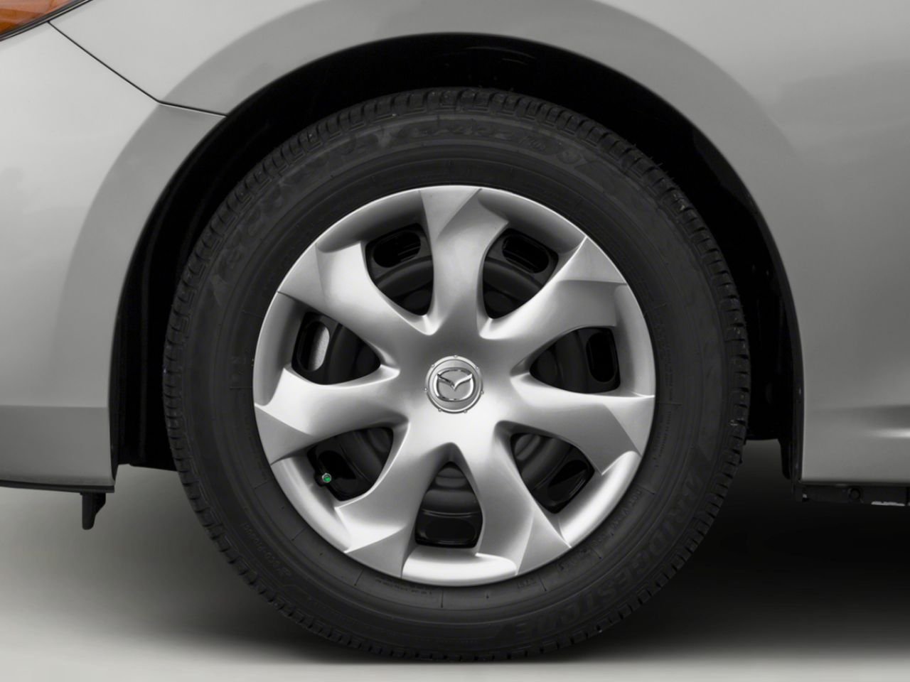2017 MAZDA Mazda3 Jet Black Mica Ste-Marie - photo #4