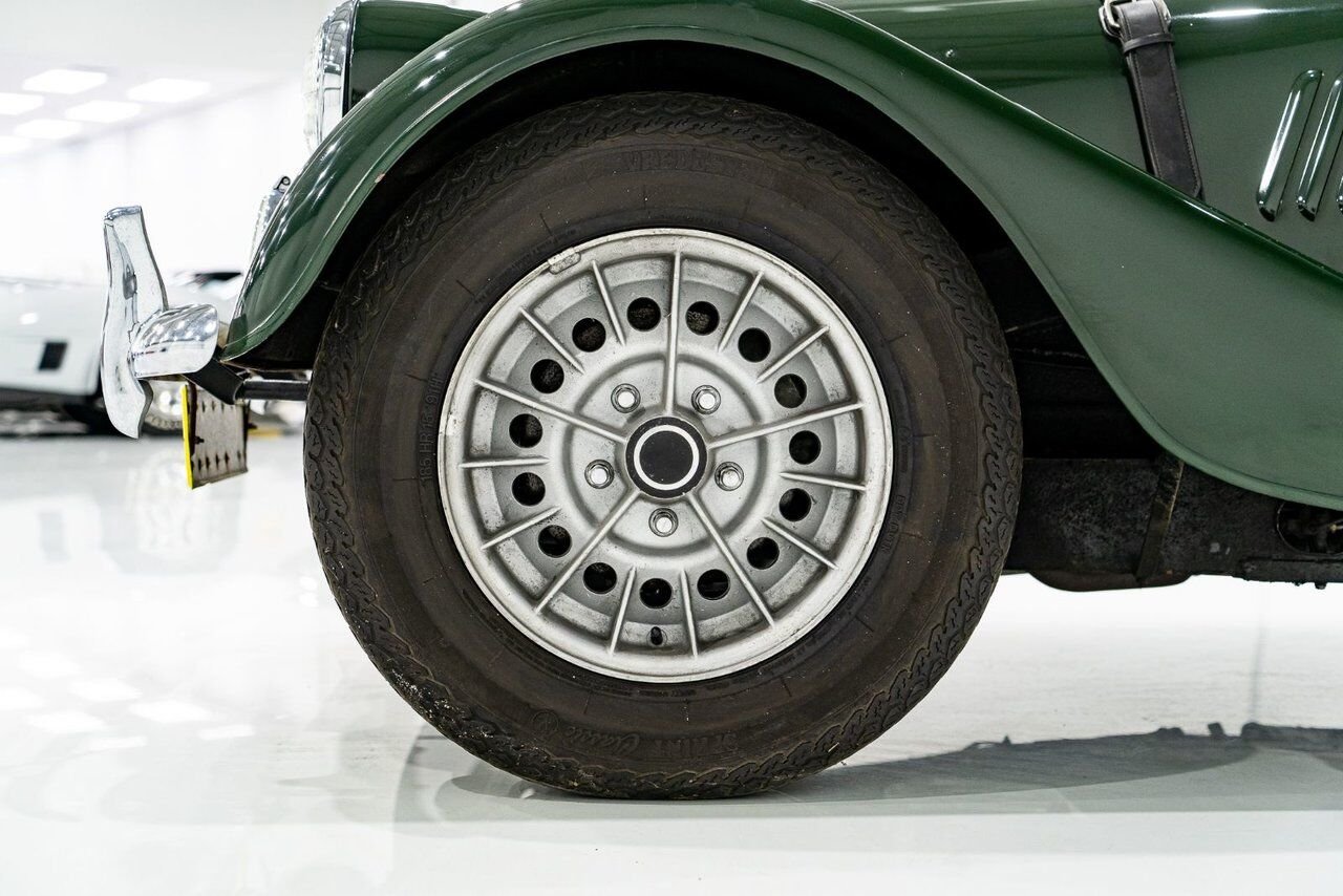 1970 Morgan Plus 8 Unrestored with only 7137km (4435miles) | PRIX EN USD Green Montreal - photo #46